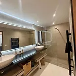 Kalliope - Vue - Piscine - New Villa *