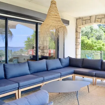Kalliope - Vue - Piscine - New Villa *